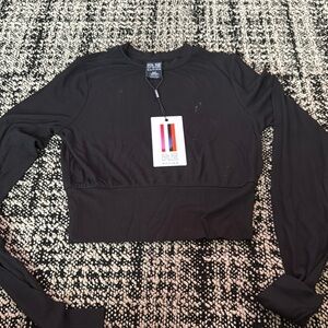 Black Long Sleeve Crop Top